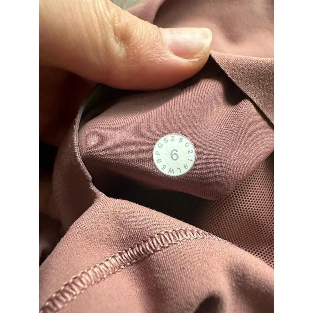 Lululemon In Movement Tight 25